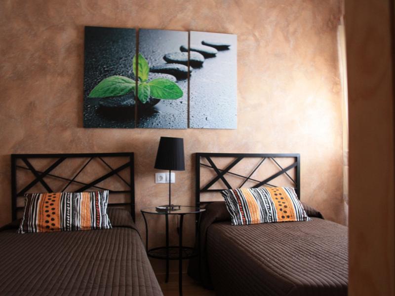 Hostal Rte. Elena Fuentes de Ebro Cameră foto