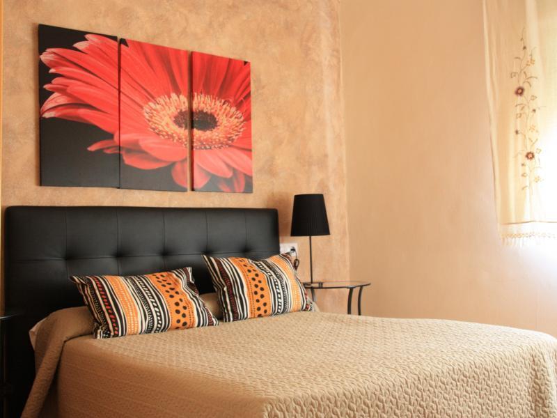 Hostal Rte. Elena Fuentes de Ebro Cameră foto