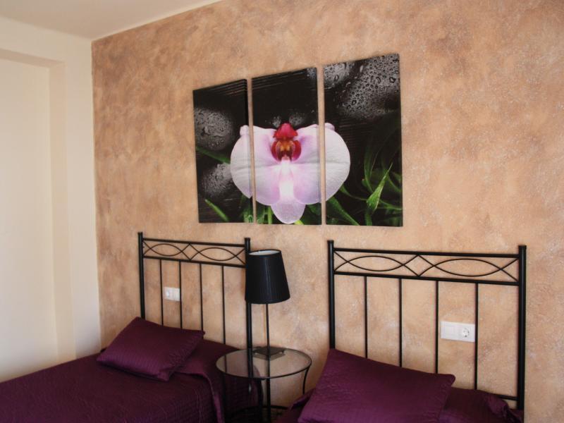 Hostal Rte. Elena Fuentes de Ebro Cameră foto